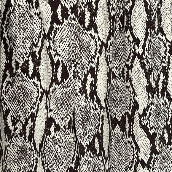 A.L.C. NWT pull on python dress pant - Picture 2 of 11